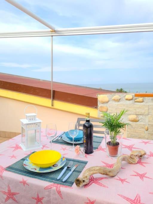 Lovely Flat With See View Roseto Degli Abruzzi Exterior foto